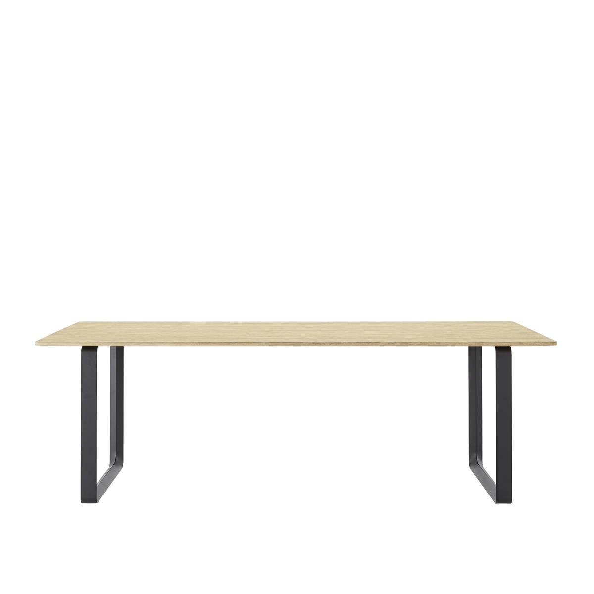 70/70 Table / 225 X 90 CM