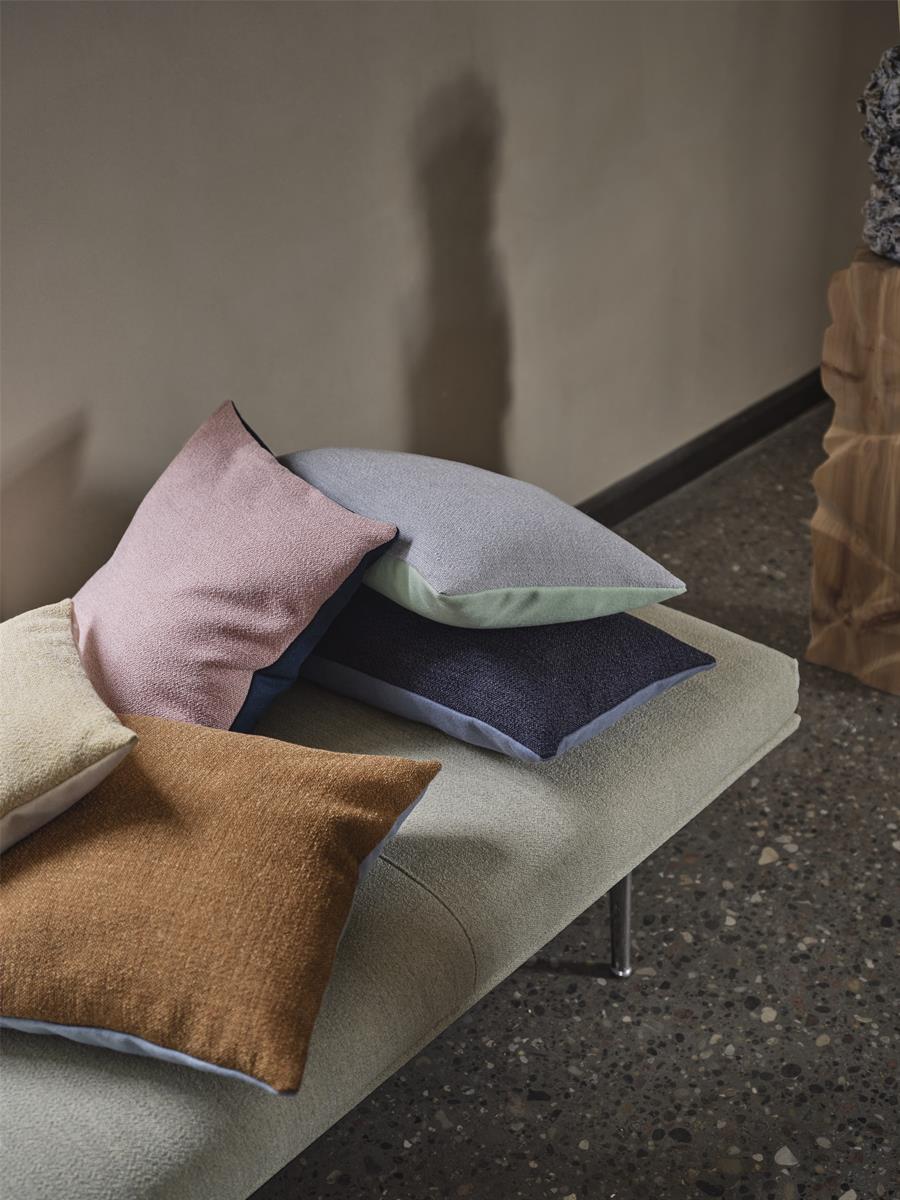 Mingle Cushion / 35 x 55 cm