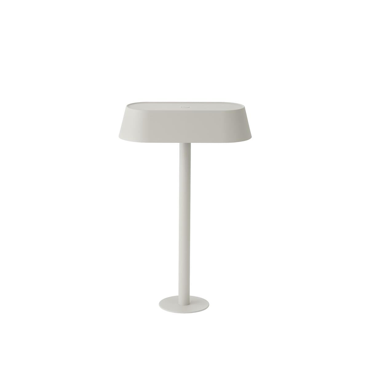 Muuto Linear Mounted Lamp