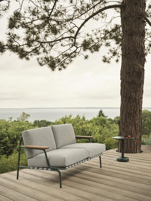 Settle Sofa / 2-Seater