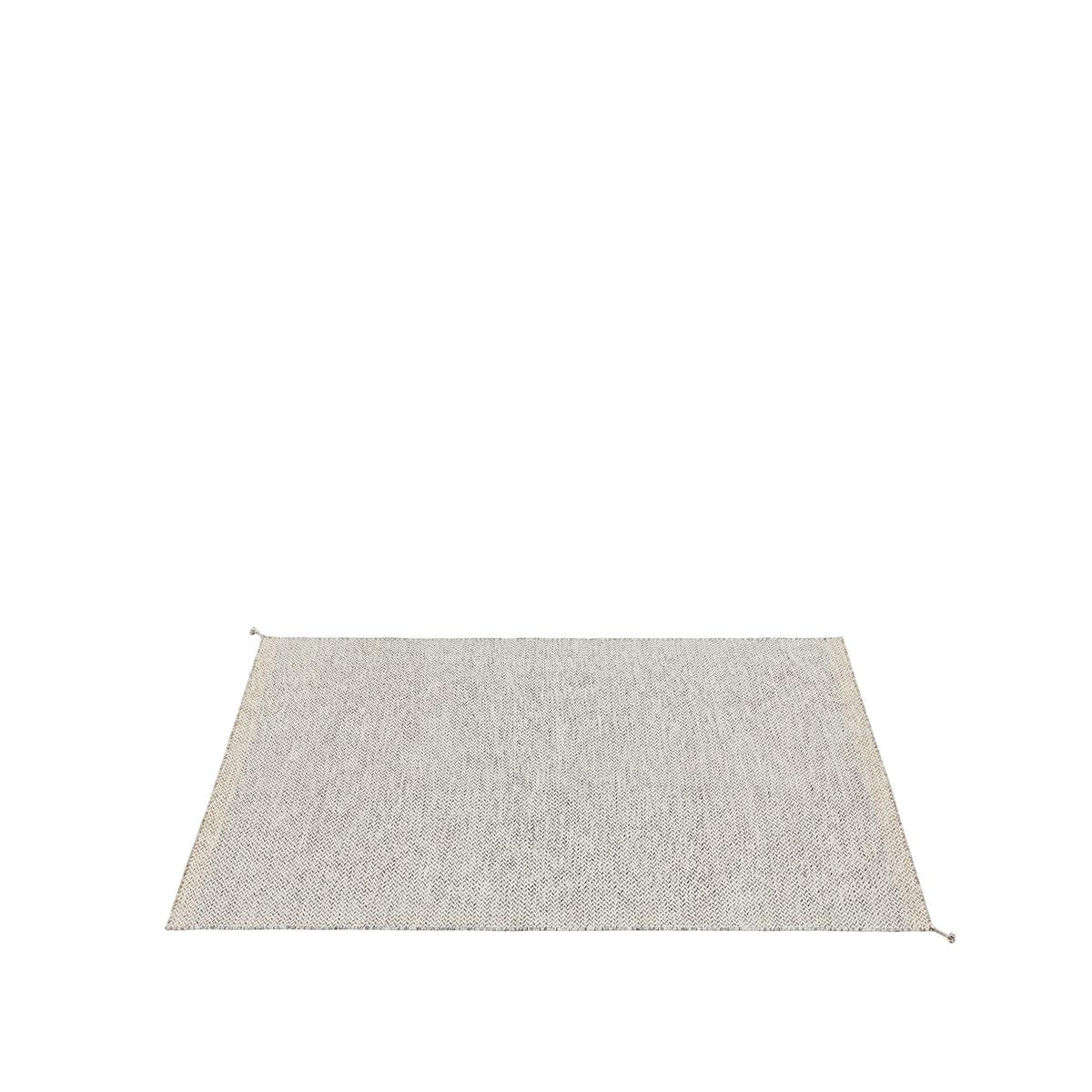 Ply Rug / 240 x 170 CM