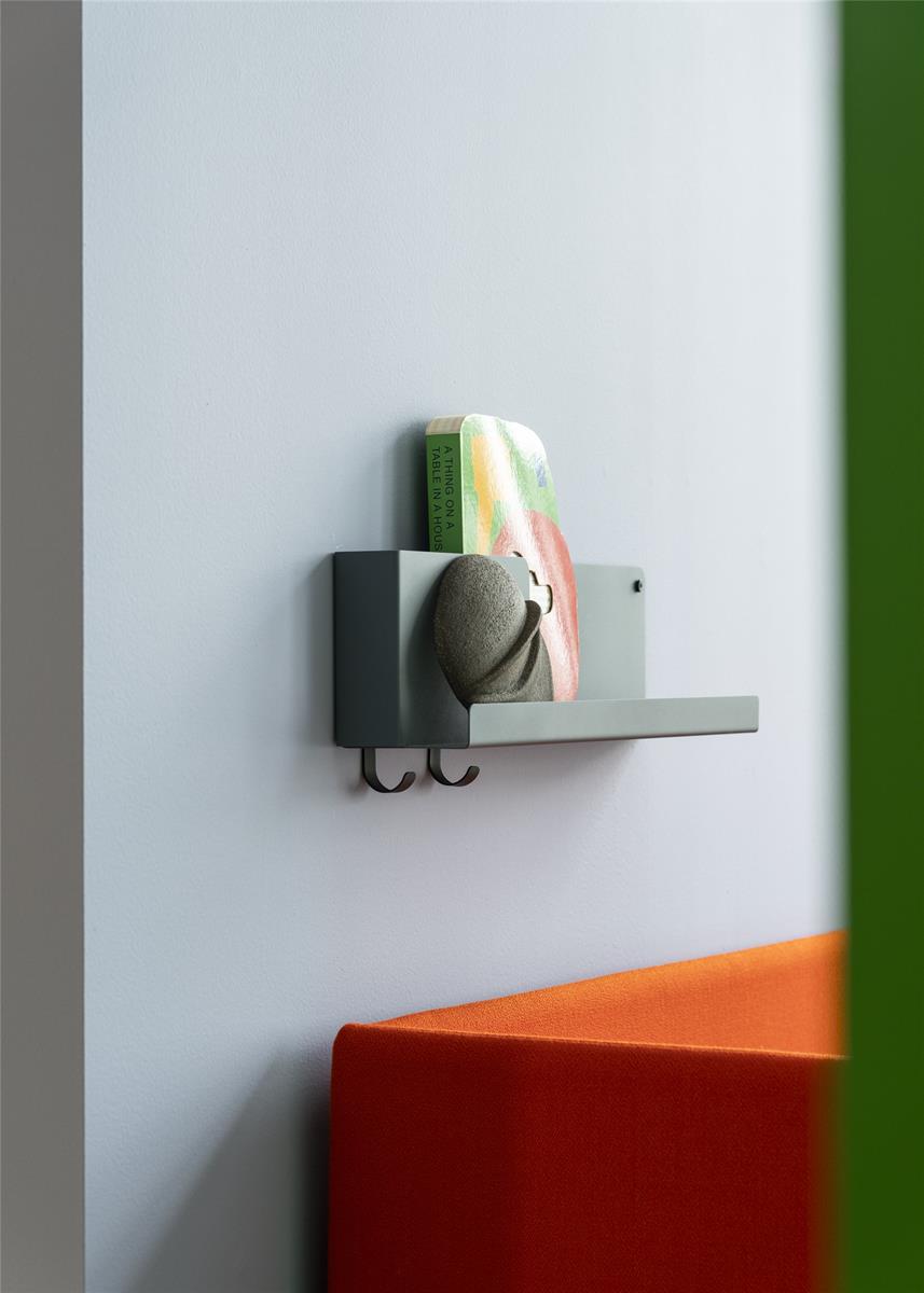 Folded Shelves / 63 X 16,5 CM