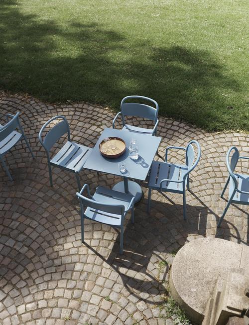 Linear Steel Café Table / 70 x 70 h: 73 cm