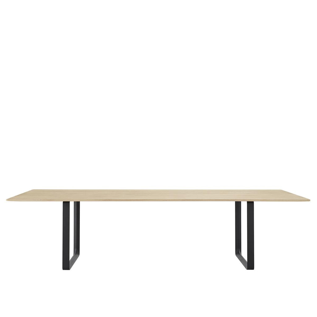 70/70 Table / 295 X 108 CM