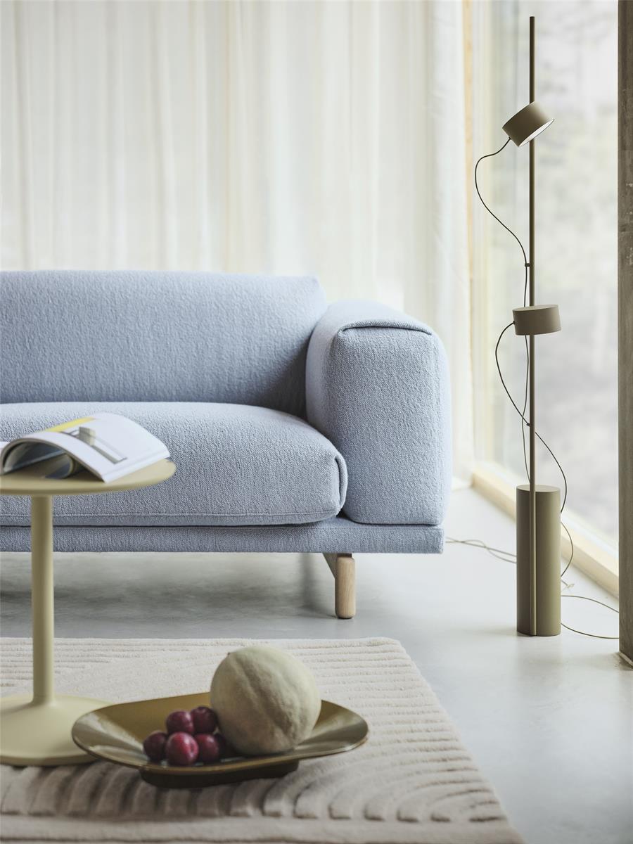 Post Floor Lamp