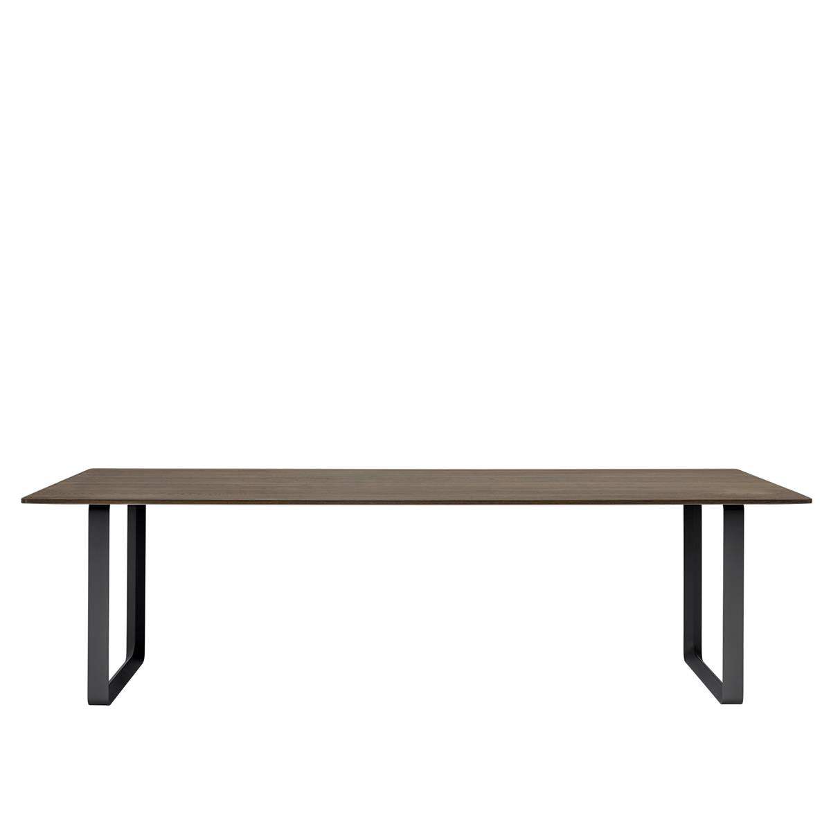 70/70 Table / 255 X 108 CM