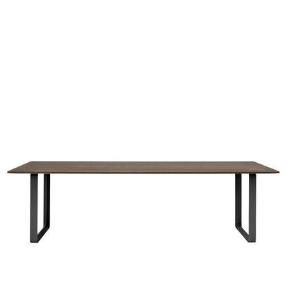 70/70 Table / 255 X 108 CM