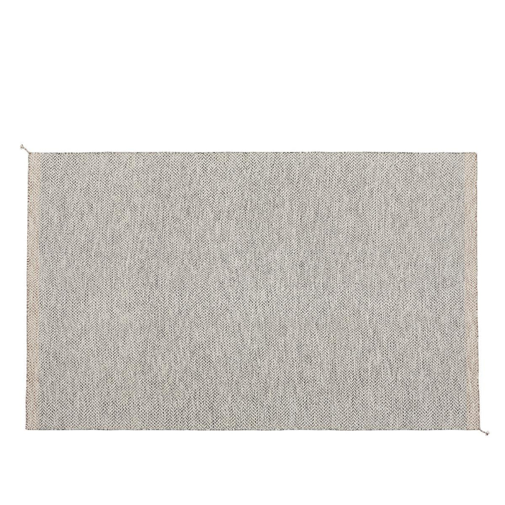 Ply Rug / Recycled Polyester / 300 x 200 CM