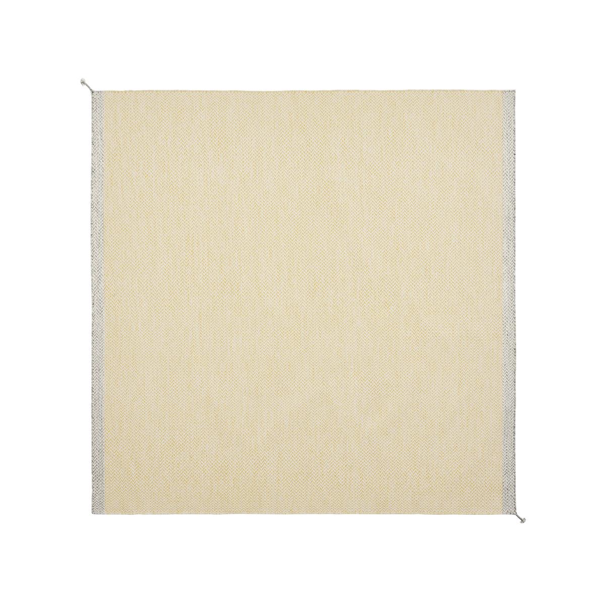 Ply Rug / 240 x 240 cm