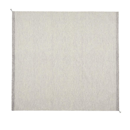 Ply Rug / 280 x 280 cm