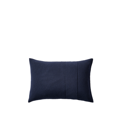 Layer Cushion / 40 x 60 CM