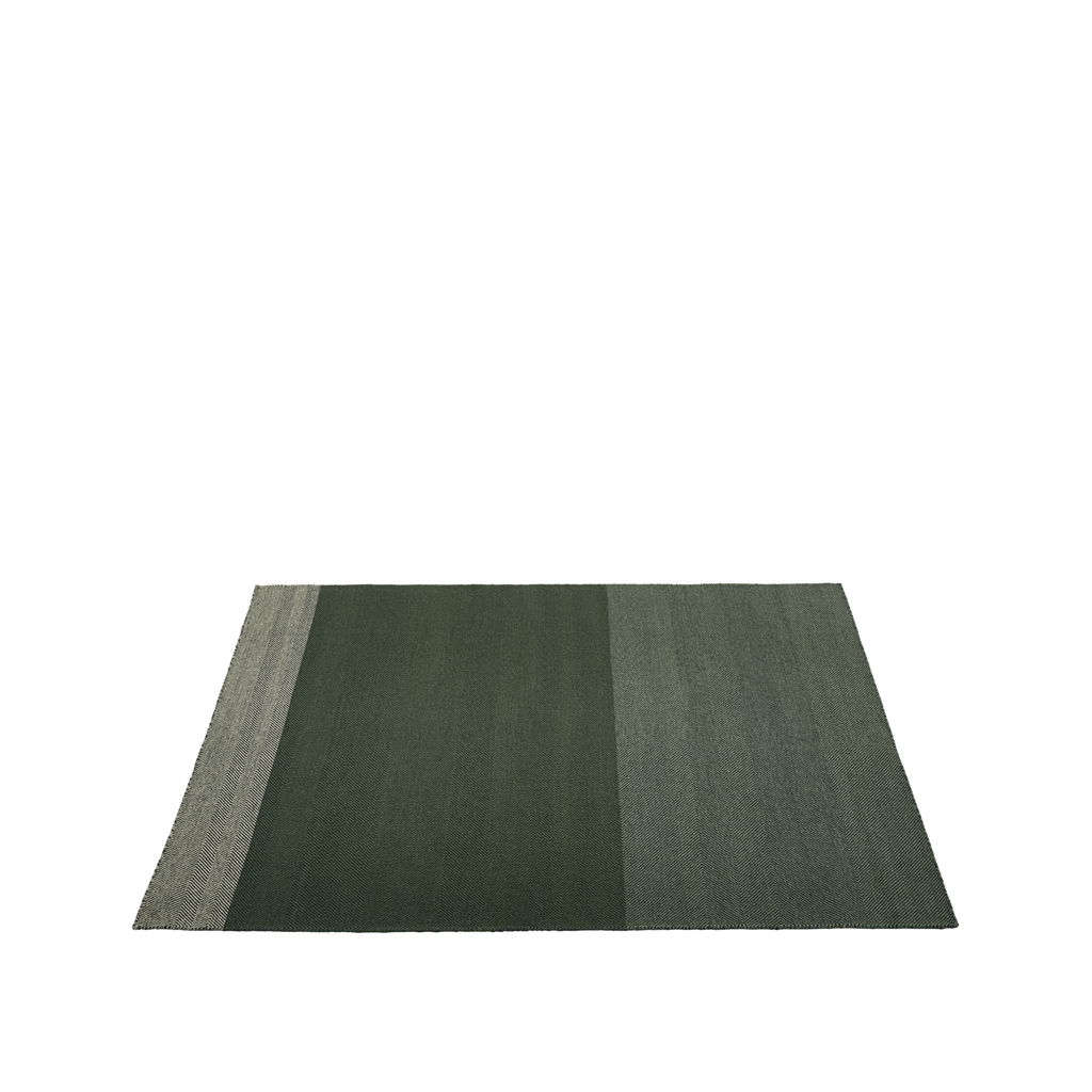 Varjo Rug / 170 x 240 CM