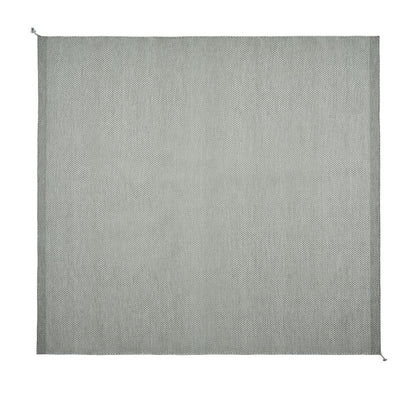 Ply Rug / 280 x 280 cm