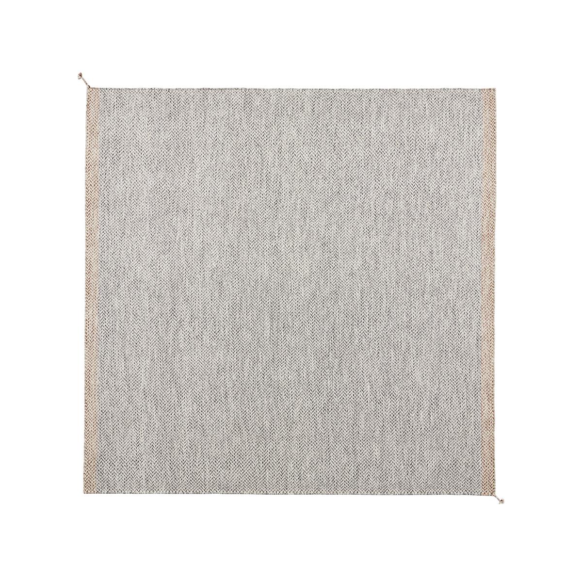 Ply Rug / 240 x 240 cm
