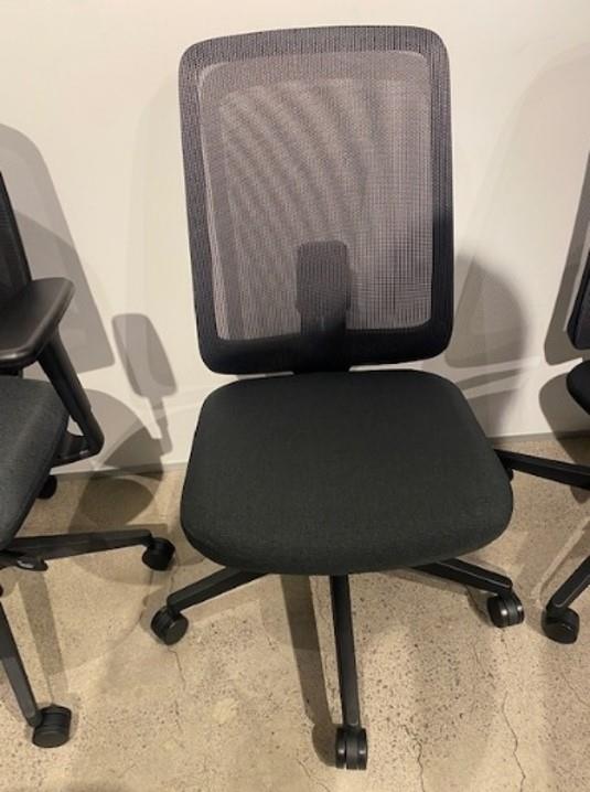 Herman Miller Verus Chair