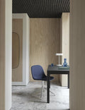 Muuto Linear Table Lamp
